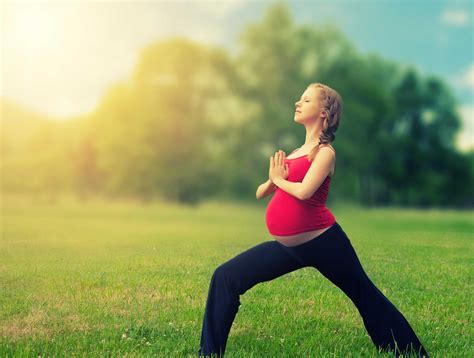 7 Yoga Moves to Help Pregnant Women Relax