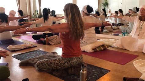 Kundalini Yoga What to Expect First Class