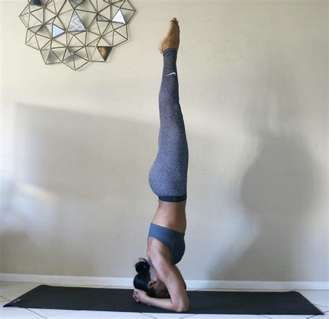 Secret Yoga Tips for Headstand Success